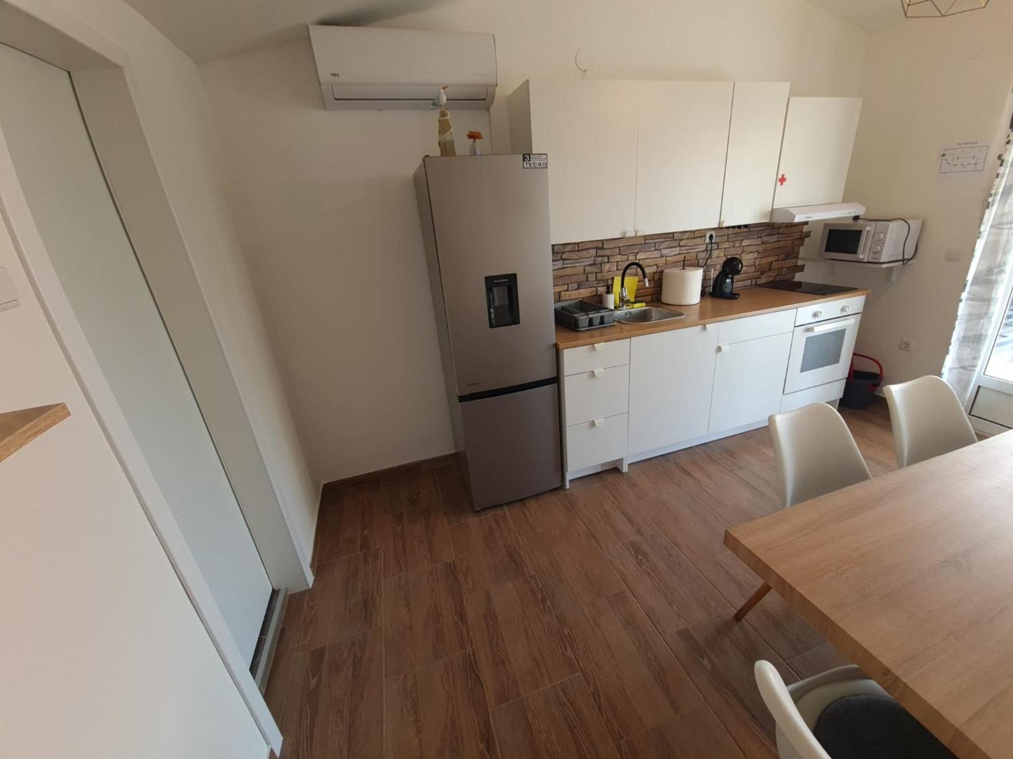 Apartment VI & La Electric Scooters Included Vir Dış mekan fotoğraf
